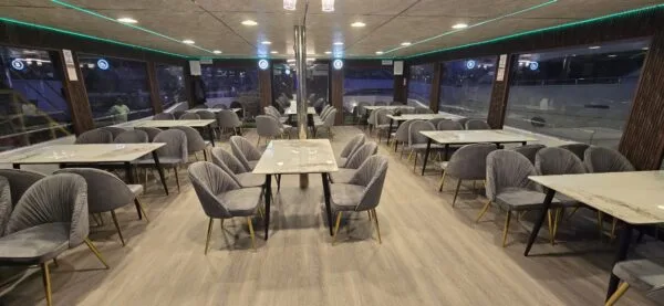 Business Class Canal Cruise Dubai Deal Offer - Image 7