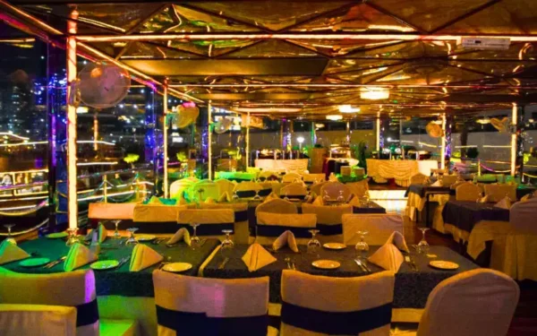 Best Wooden Glass Cruise Marina Deal in Dubai - Image 4
