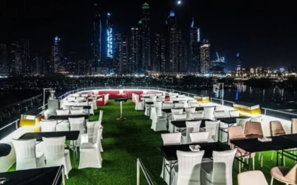 Golden Glass Yacht Cruise Marina Deal in Dubai - Dubai Marina Glass Cruise - Image 5