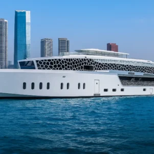 lotus five star mega yacht nye cruise Dubai